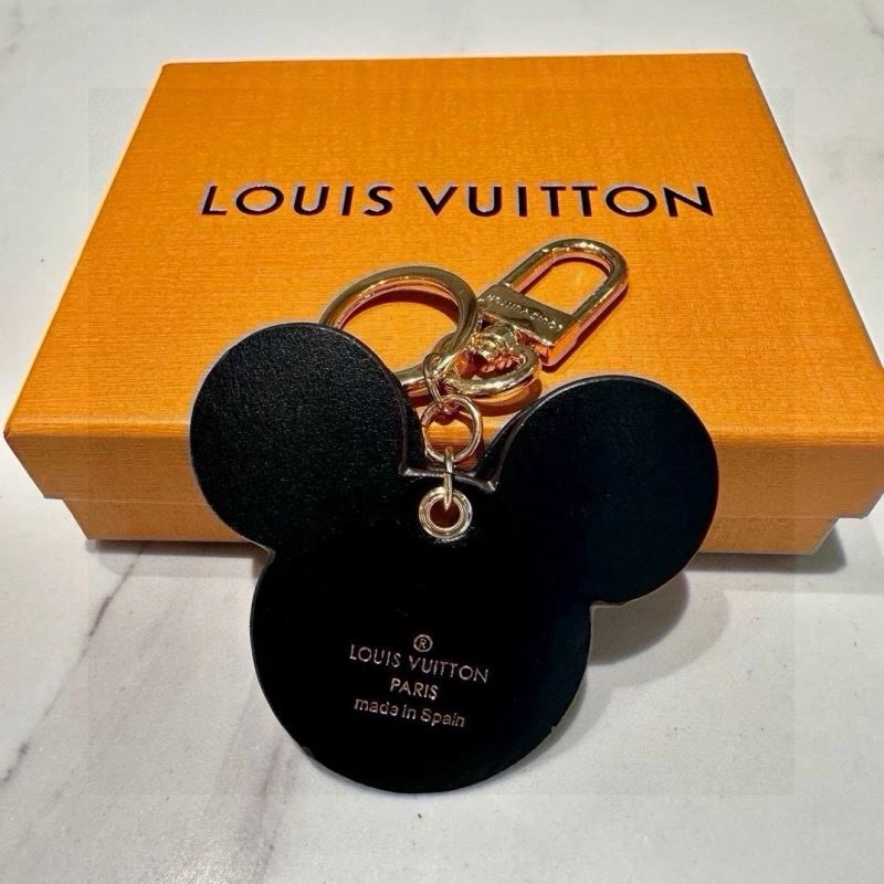 Louis Vuitton Keychains Effortless 265495