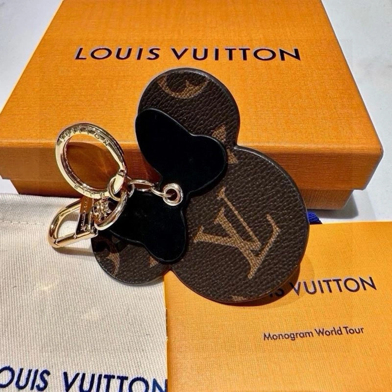 Louis Vuitton Keychains Effortless 265495