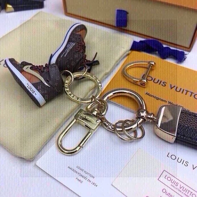 Louis Vuitton Keychains Trendy 265494