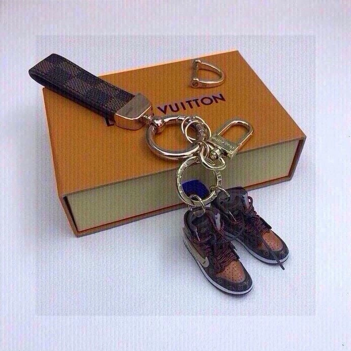Louis Vuitton Keychains Trendy 265494