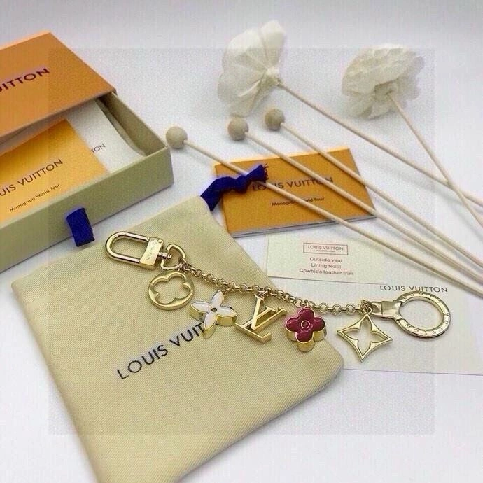 QuickDry Louis Vuitton Keychains 265467