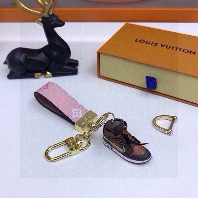 Louis Vuitton Keychains StreetReady 265476