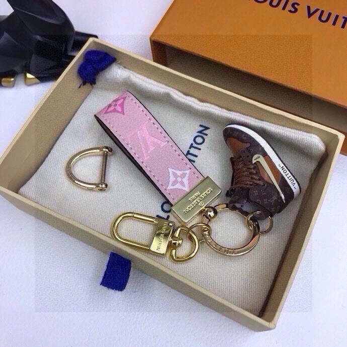 Louis Vuitton Keychains StreetReady 265476