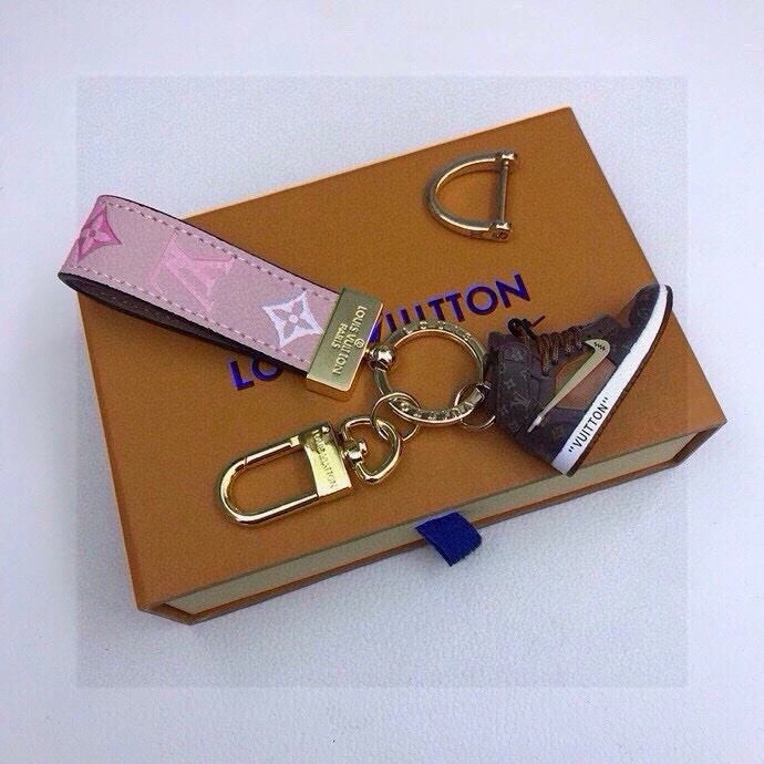 Louis Vuitton Keychains StreetReady 265476