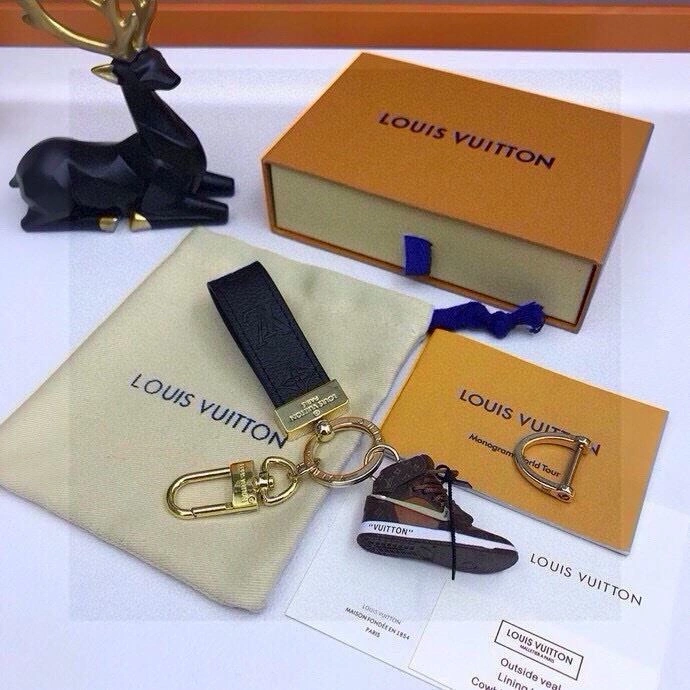 TimelessDesign Louis Vuitton Keychains 265463