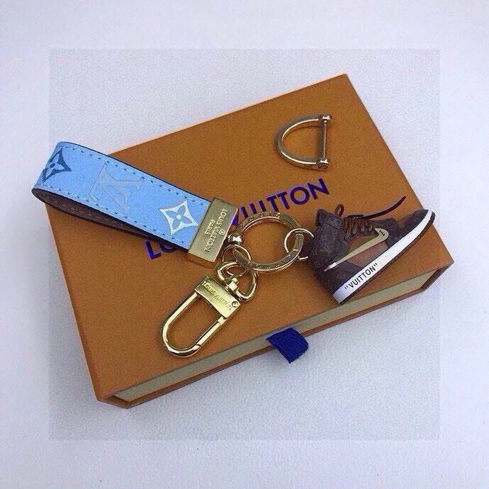 Louis Vuitton Keychains OnTrend 265459