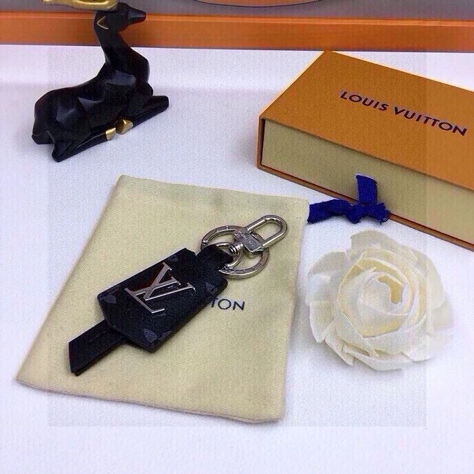 Louis Vuitton Keychains Casual 265469