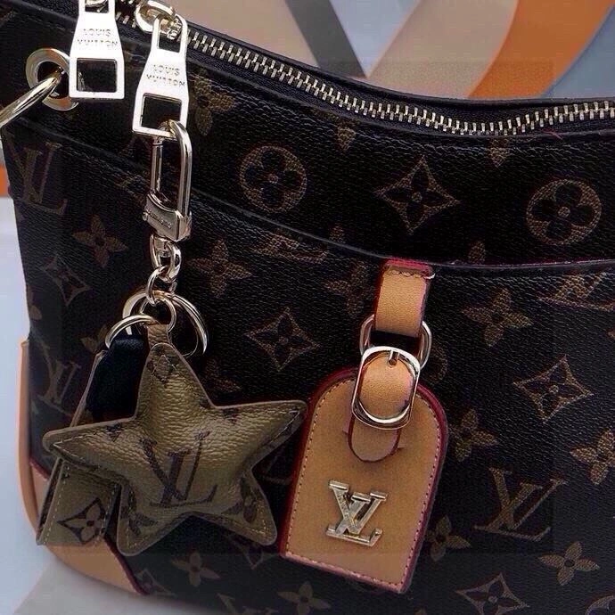 Lightweight Louis Vuitton Keychains 265468
