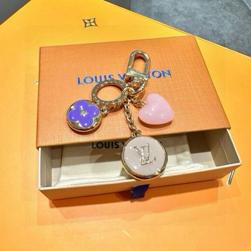 Compact Louis Vuitton Keychains 265475