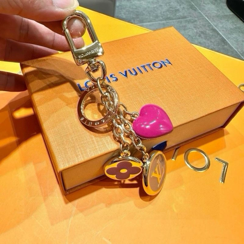 FlexibleFit Louis Vuitton Keychains 265481