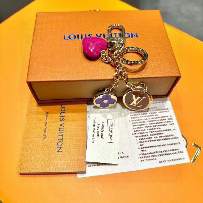 FlexibleFit Louis Vuitton Keychains 265481
