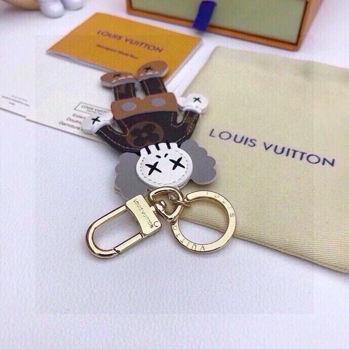 Trendsetting Louis Vuitton Keychains 265444