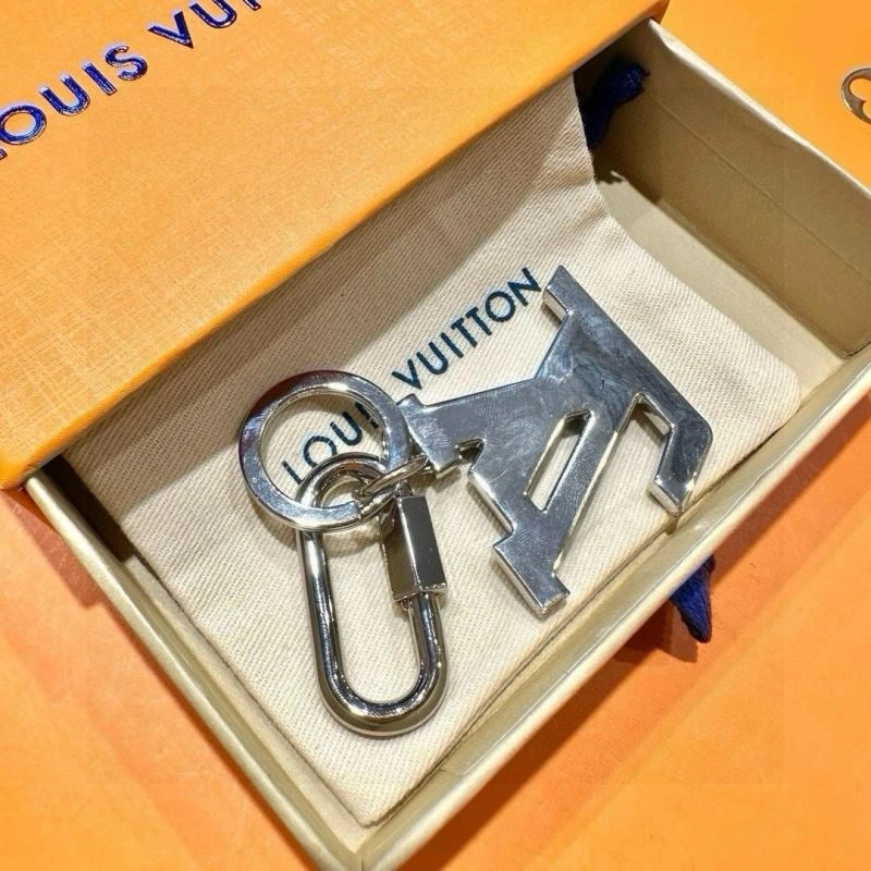 Bright Louis Vuitton Keychains 265441