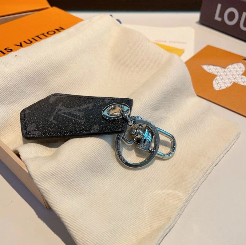 Breathable Louis Vuitton Keychains 265418