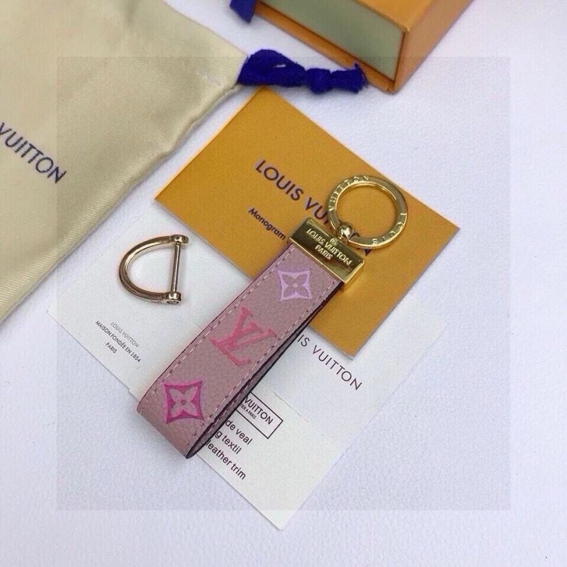OnTrend Louis Vuitton Keychains 265415