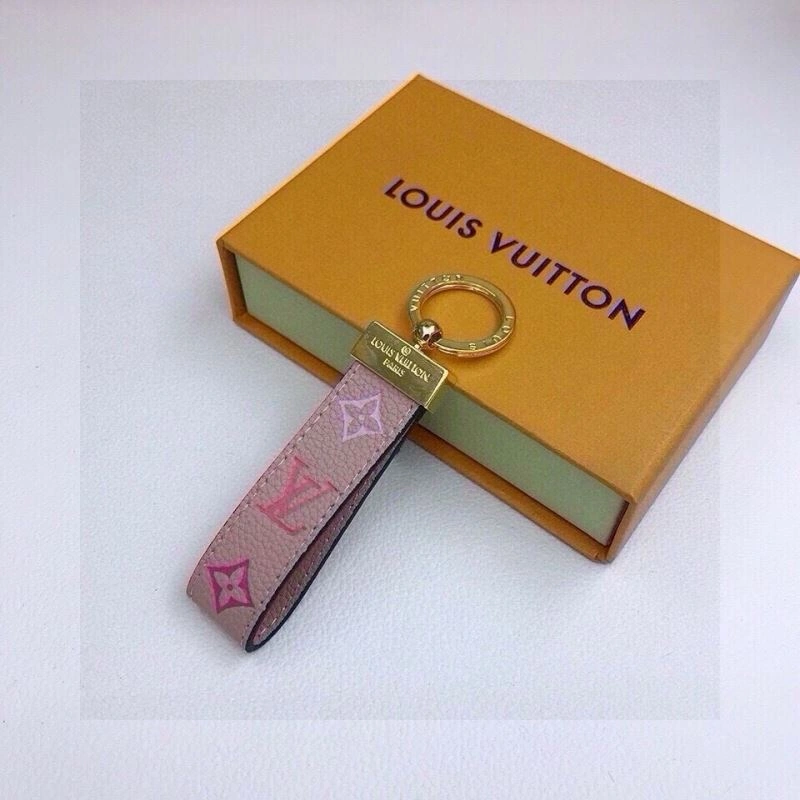 OnTrend Louis Vuitton Keychains 265415