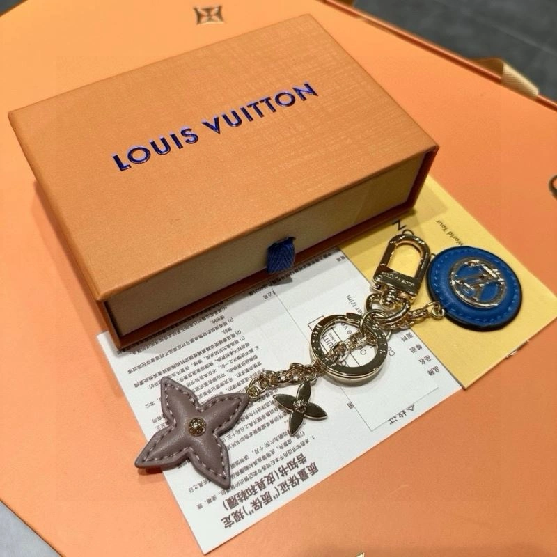 Louis Vuitton Keychains Chic 265412