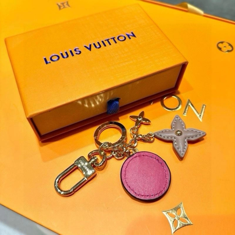 Louis Vuitton Keychains Chic 265412