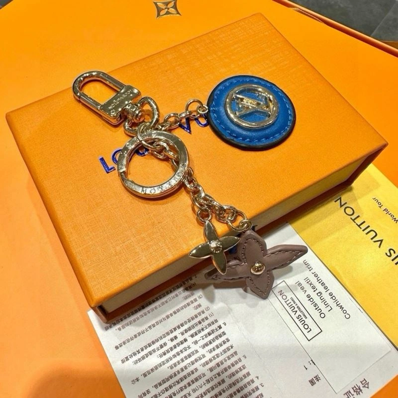 Louis Vuitton Keychains Chic 265412
