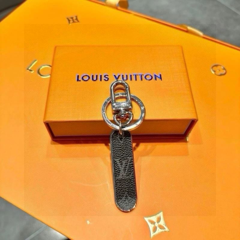 TravelReady Louis Vuitton Keychains 265430