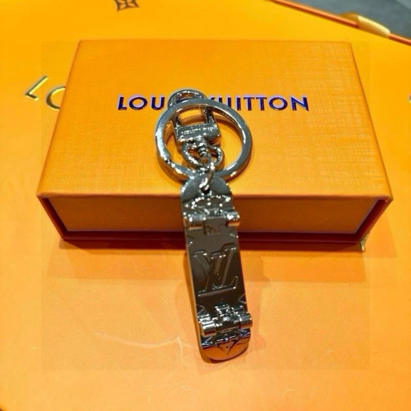 TravelReady Louis Vuitton Keychains 265430