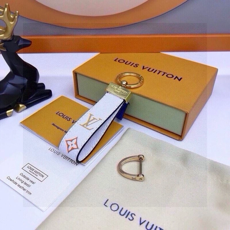 Casual Louis Vuitton Keychains 265432