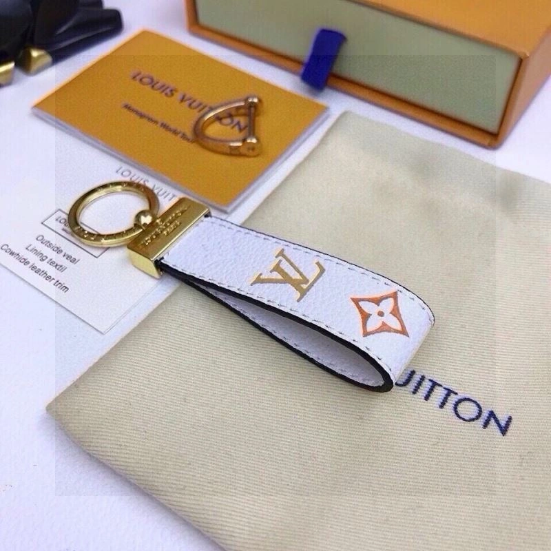 Casual Louis Vuitton Keychains 265432