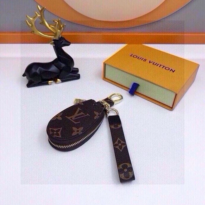 Louis Vuitton Keychains Refined 265423
