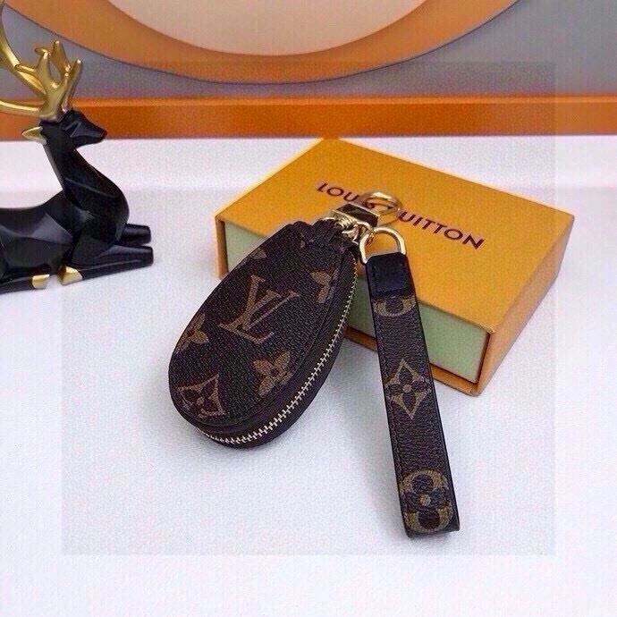 Louis Vuitton Keychains Refined 265423