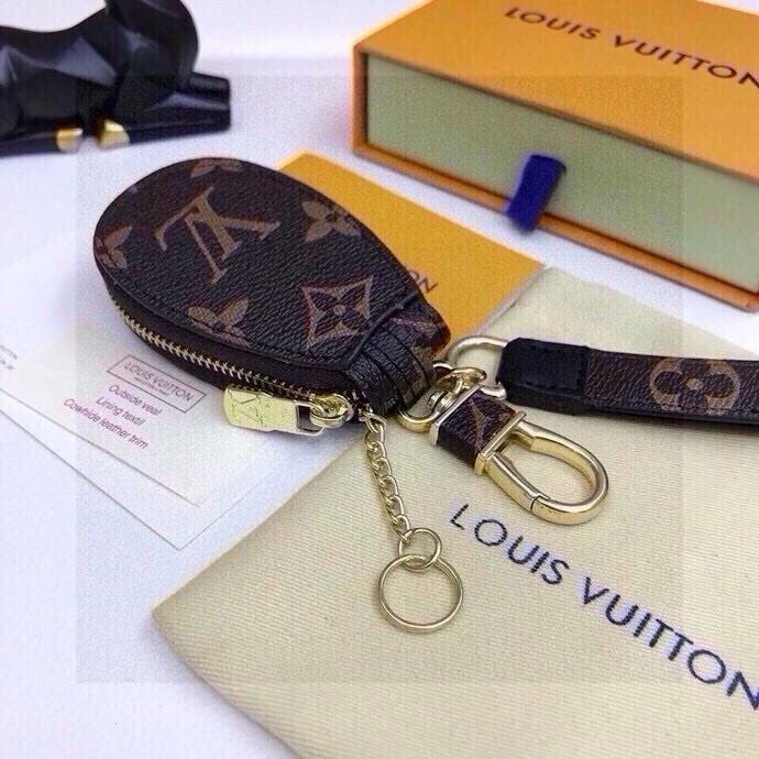 Louis Vuitton Keychains Refined 265423