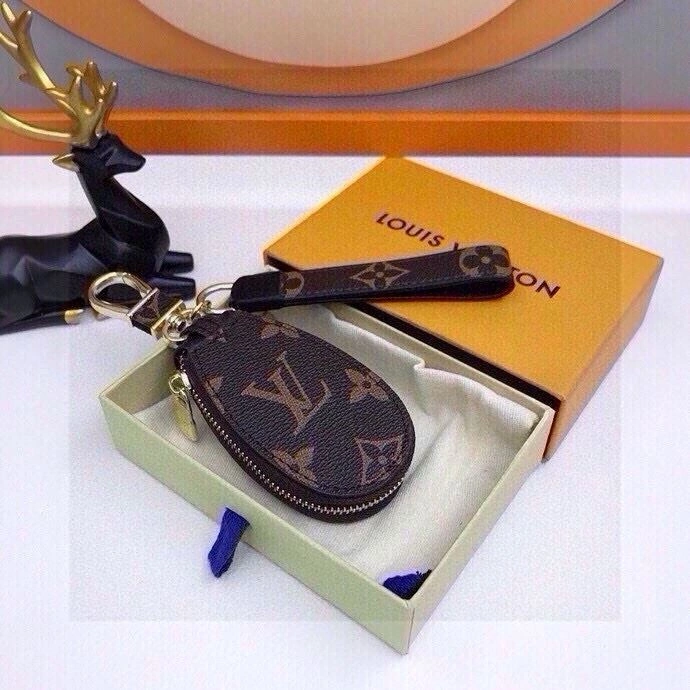 Louis Vuitton Keychains Refined 265423