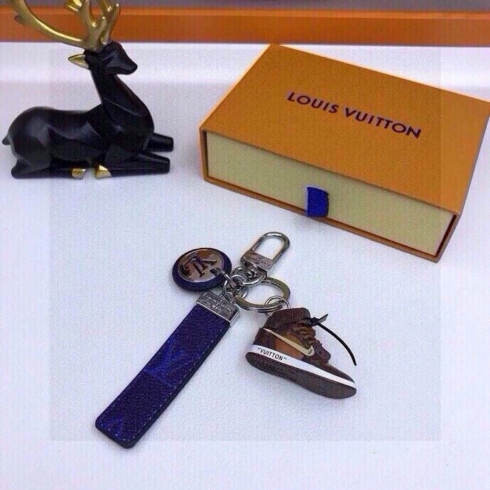 Trendsetting Louis Vuitton Keychains 265435