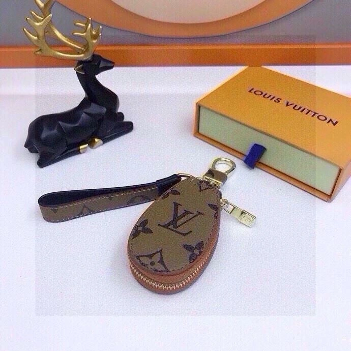 Louis Vuitton Keychains ModernLook 265420