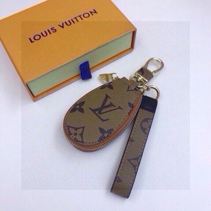 Louis Vuitton Keychains ModernLook 265420