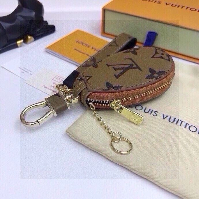 Louis Vuitton Keychains ModernLook 265420