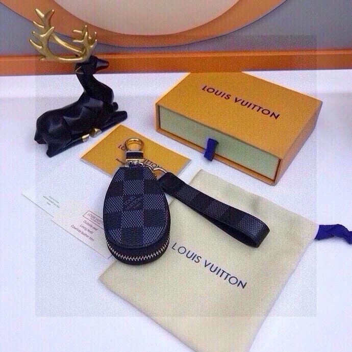 EasyMatch Louis Vuitton Keychains 265424