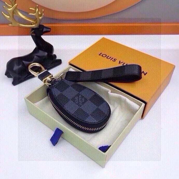 EasyMatch Louis Vuitton Keychains 265424