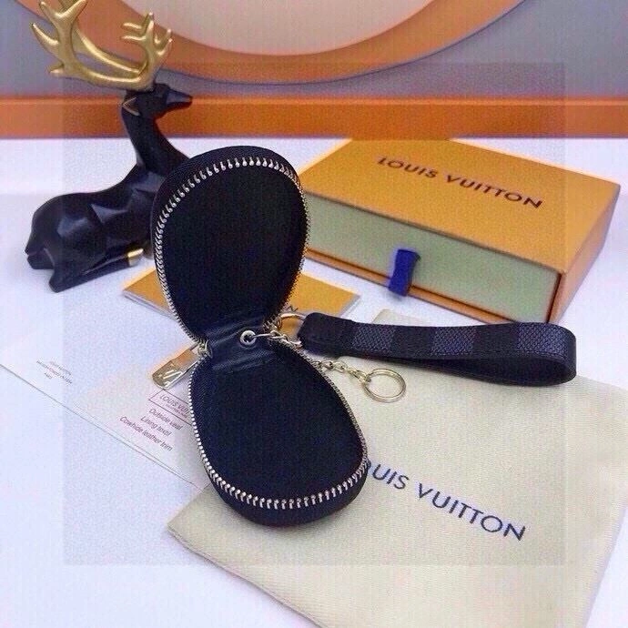 EasyMatch Louis Vuitton Keychains 265424