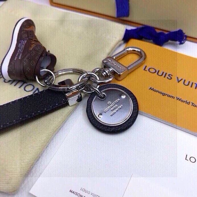 Louis Vuitton Keychains ModernLook 265409