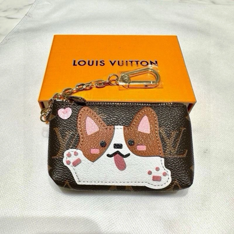Sporty Louis Vuitton Keychains 265405