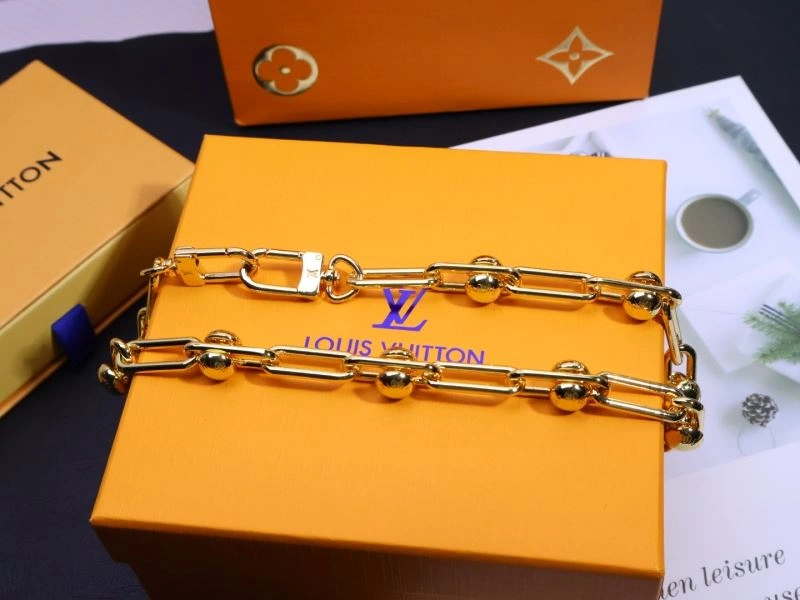 Louis Vuitton Keychains Practical 265394