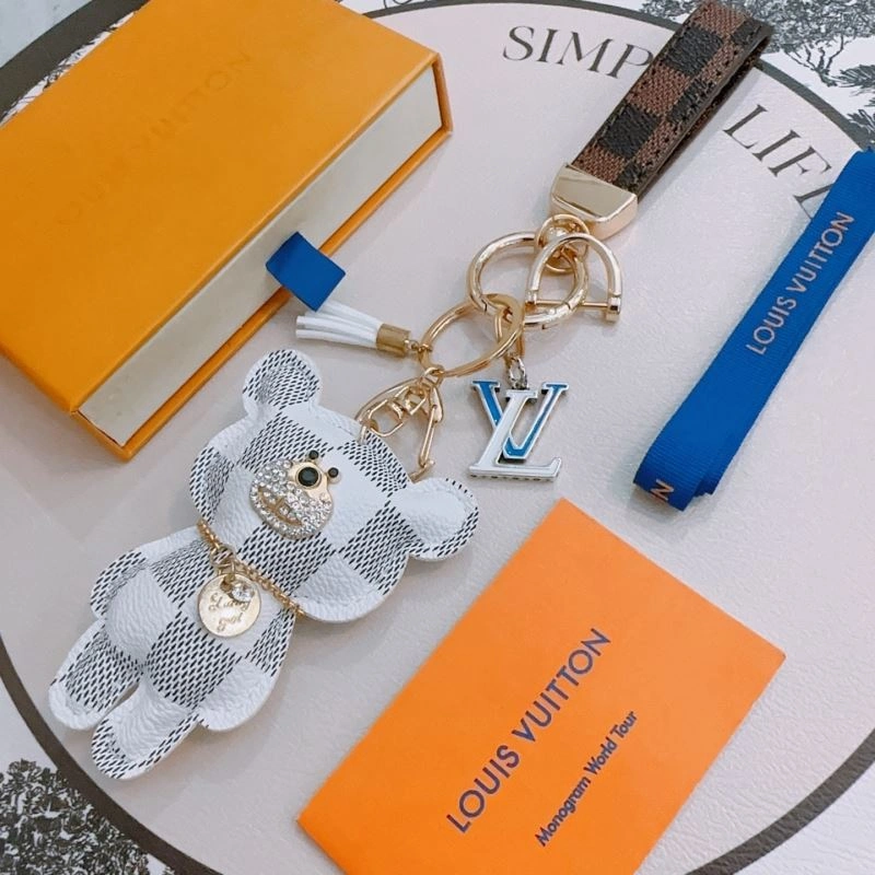 SmoothTexture Louis Vuitton Keychains 265388