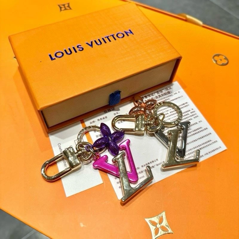 Refined Louis Vuitton Keychains 265401