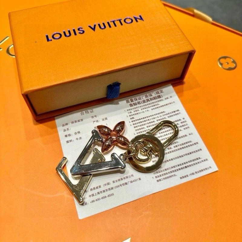Refined Louis Vuitton Keychains 265401