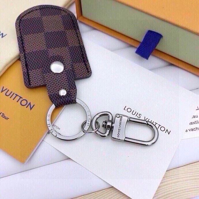 WellDesigned Louis Vuitton Keychains 265387