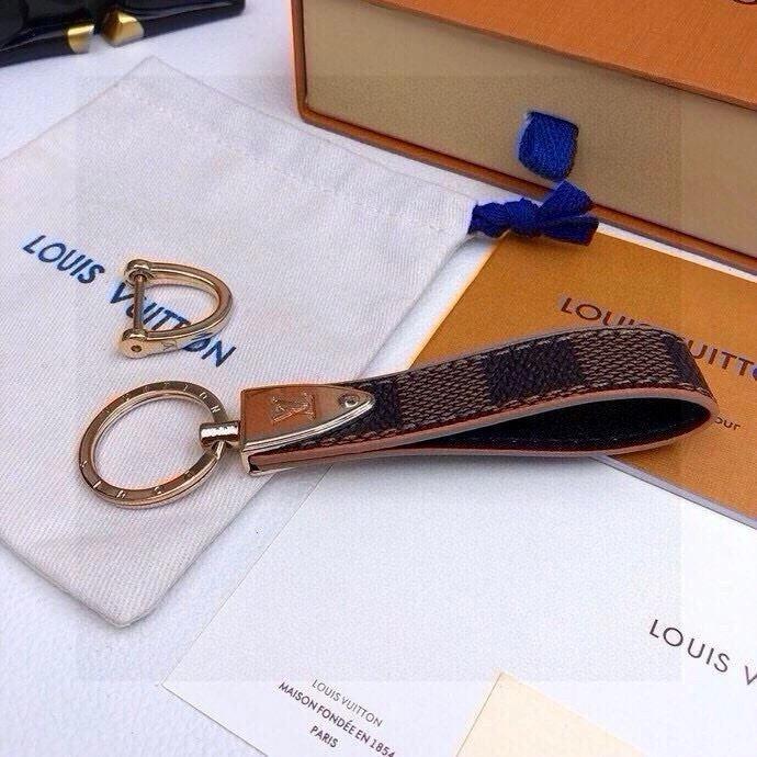 QuickDry Louis Vuitton Keychains 265400