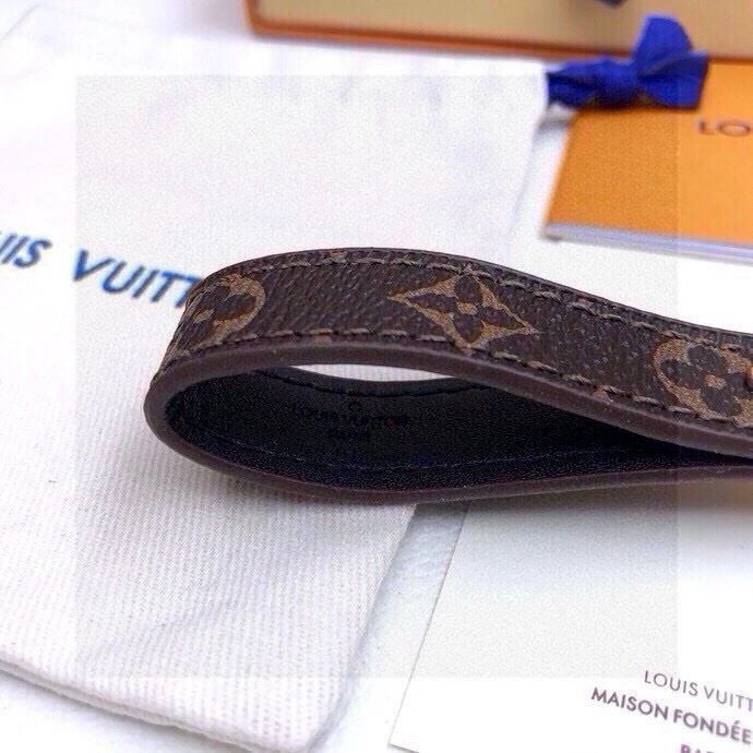 Louis Vuitton Keychains Practical 265368