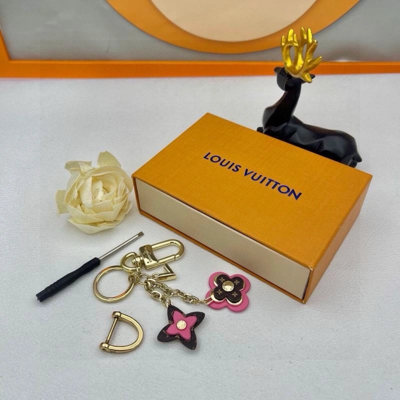 SmoothTexture Louis Vuitton Keychains 265367