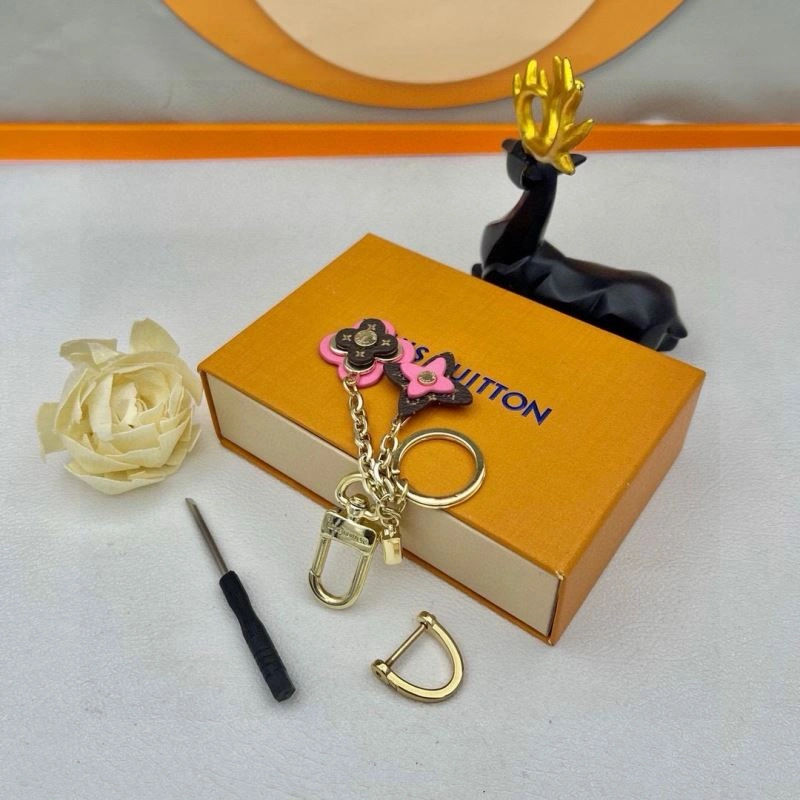 SmoothTexture Louis Vuitton Keychains 265367