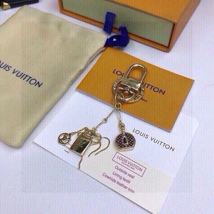 Neat Louis Vuitton Keychains 265340